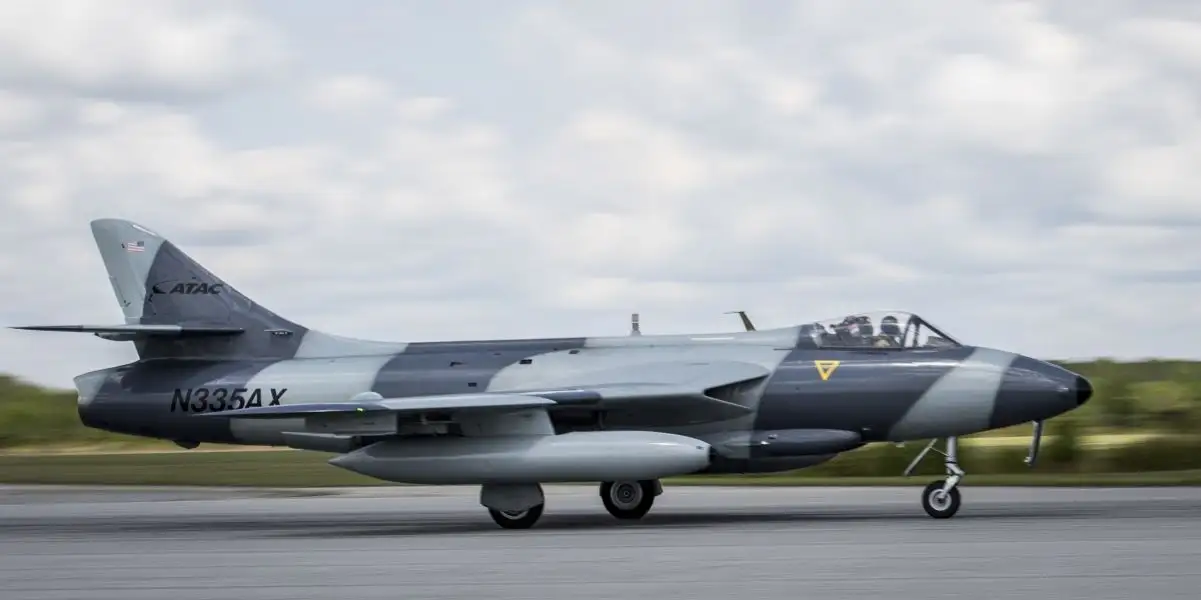 ATAC HAWKER HUNTER CRASHES OFF THE COAST OF SAN DIEGO