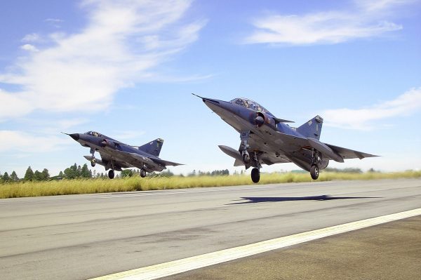 Here's how Brazilian Mirage fighters intercepted an Il-62 that was bringing Cuban ambassador to Argentina during the Falklands War