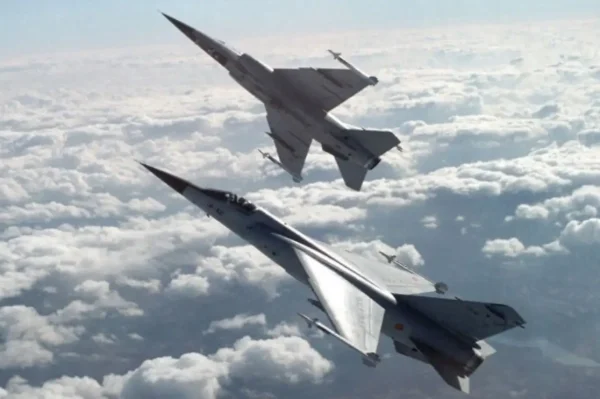 Paramaount Aerospace to refurbish Draken's 22 ex-Spanish Air Force Mirage F1M aircraft