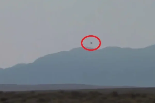New video shows pair of F-117 Black Jet stealth fighters flying over Nevada