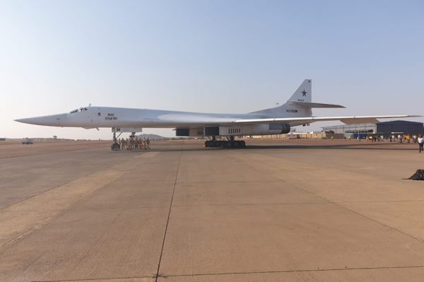 Watch Russian Tu-160 Strategic Bombers Arriving in South Africa