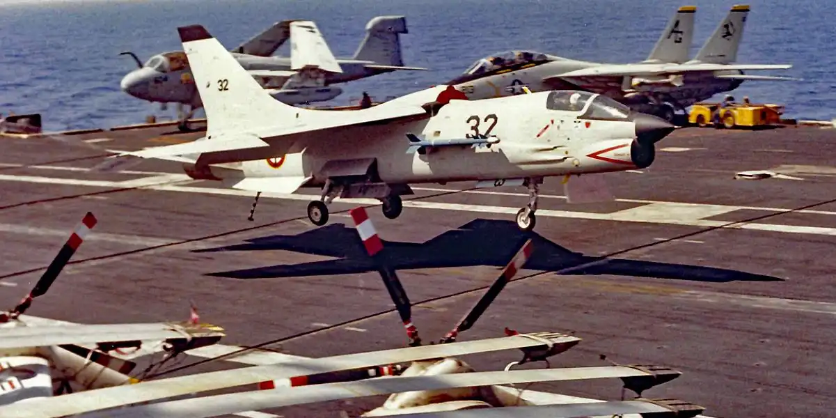 Navy F-8 Pilot recalls being last American to Raise the Crusader wing (courtesy of French Aéronavale)